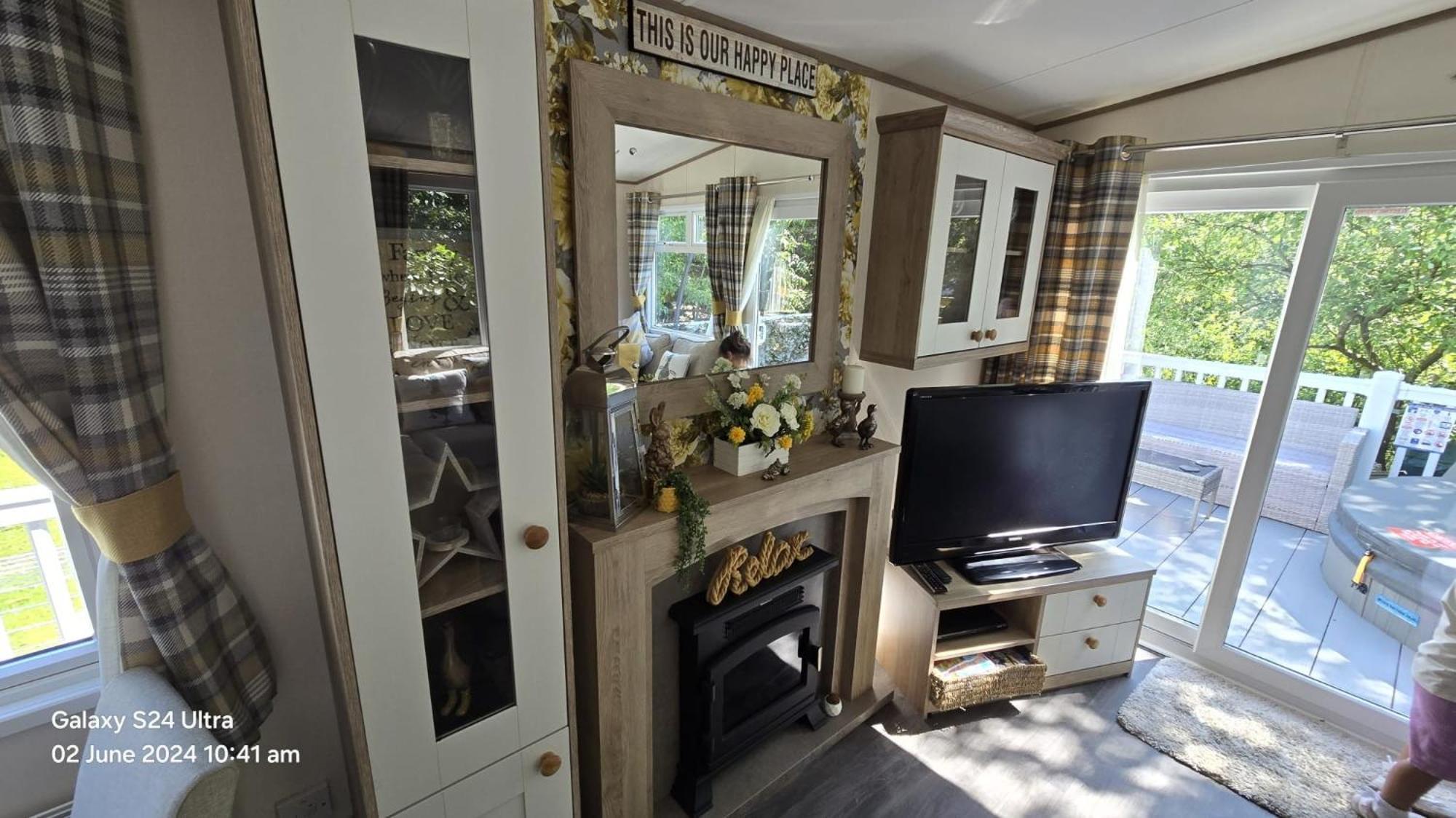 Luxury Lakeside Caravan With Hottub And Private Fishing Peg, Tattershall Lakes Экстерьер фото